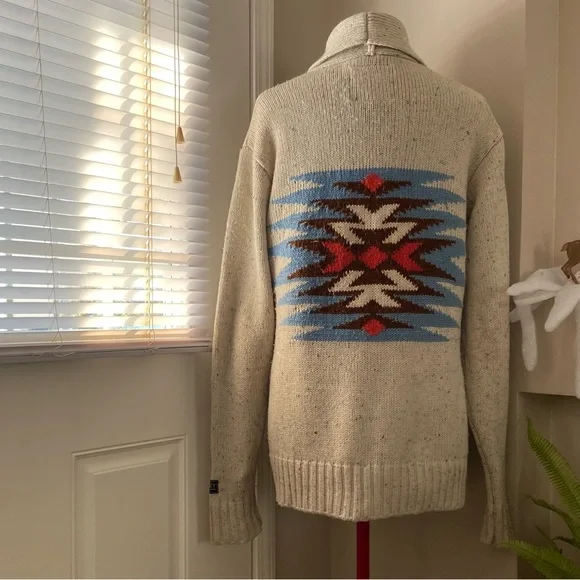 Obey Propaganda women cream wool blend long sleeves  cardigan. Size S. Used. - Picture 8 of 9